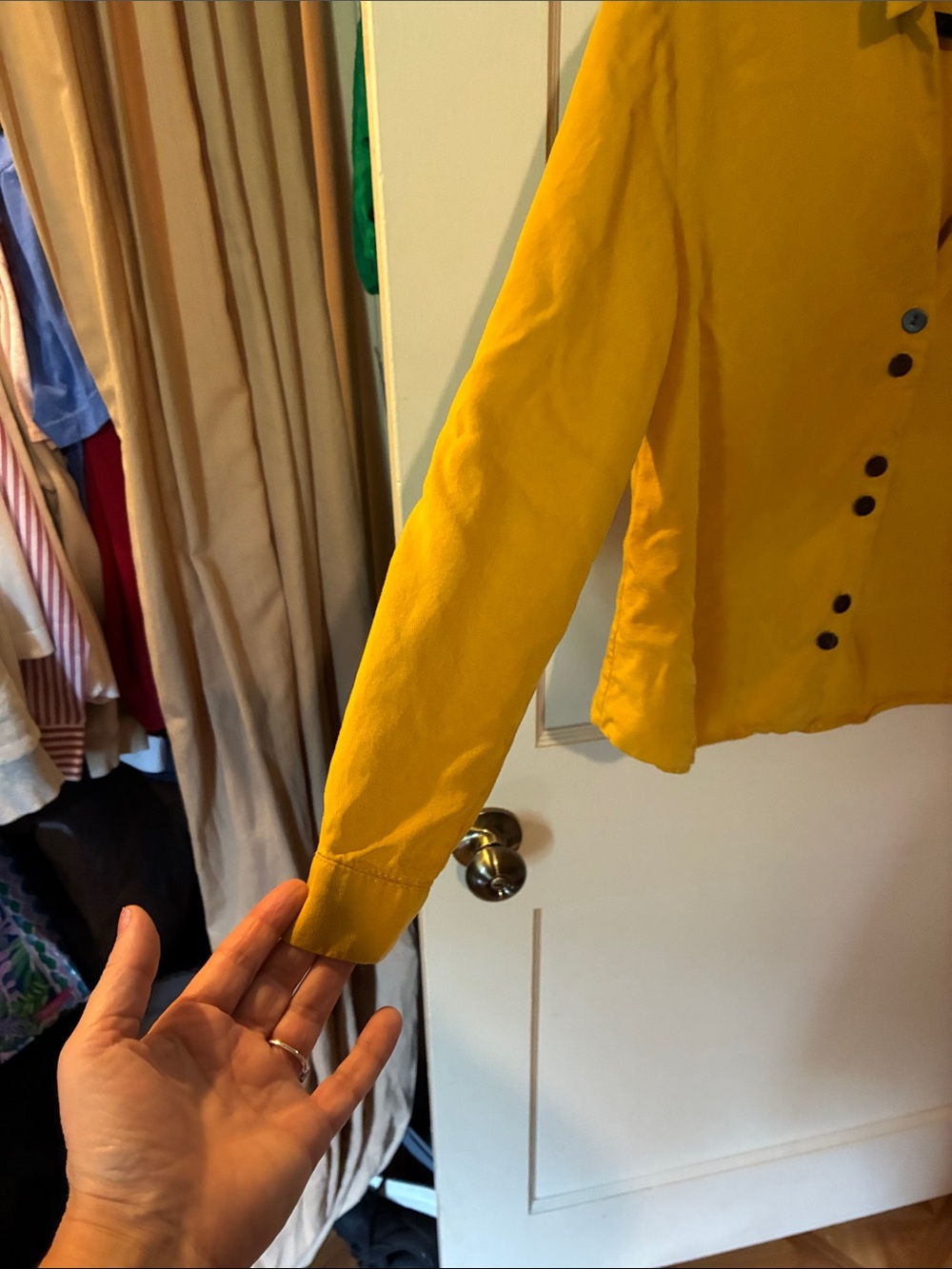 Zara Women's Mustard Yellow Button-Down Shirt - Picture 2 of 5